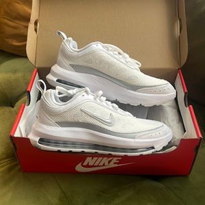 Nike Air Max AP white 7